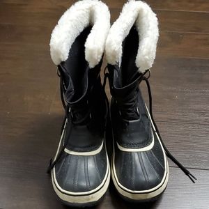 SOREL WINTER CARNIVAL BOOTS
